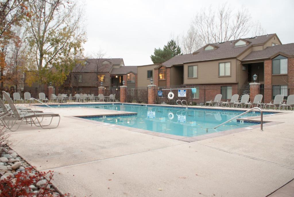 Sky Harbor Suites Salt Lake City Exterior foto